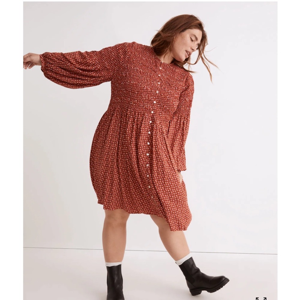 Madewell Women's Red Floral Print Smocked Button Front Long Sleeve Dress. Medium